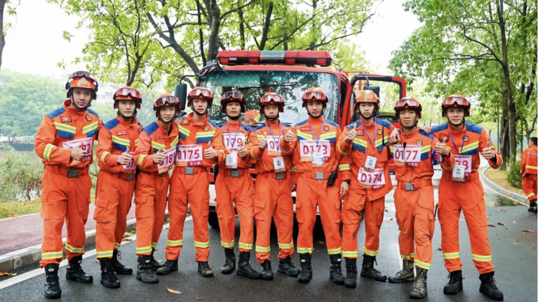 斬獲三大獎(jiǎng)項(xiàng)！遂溪縣專業(yè)森林消防隊(duì)在全省大比武中創(chuàng)佳績(jī)