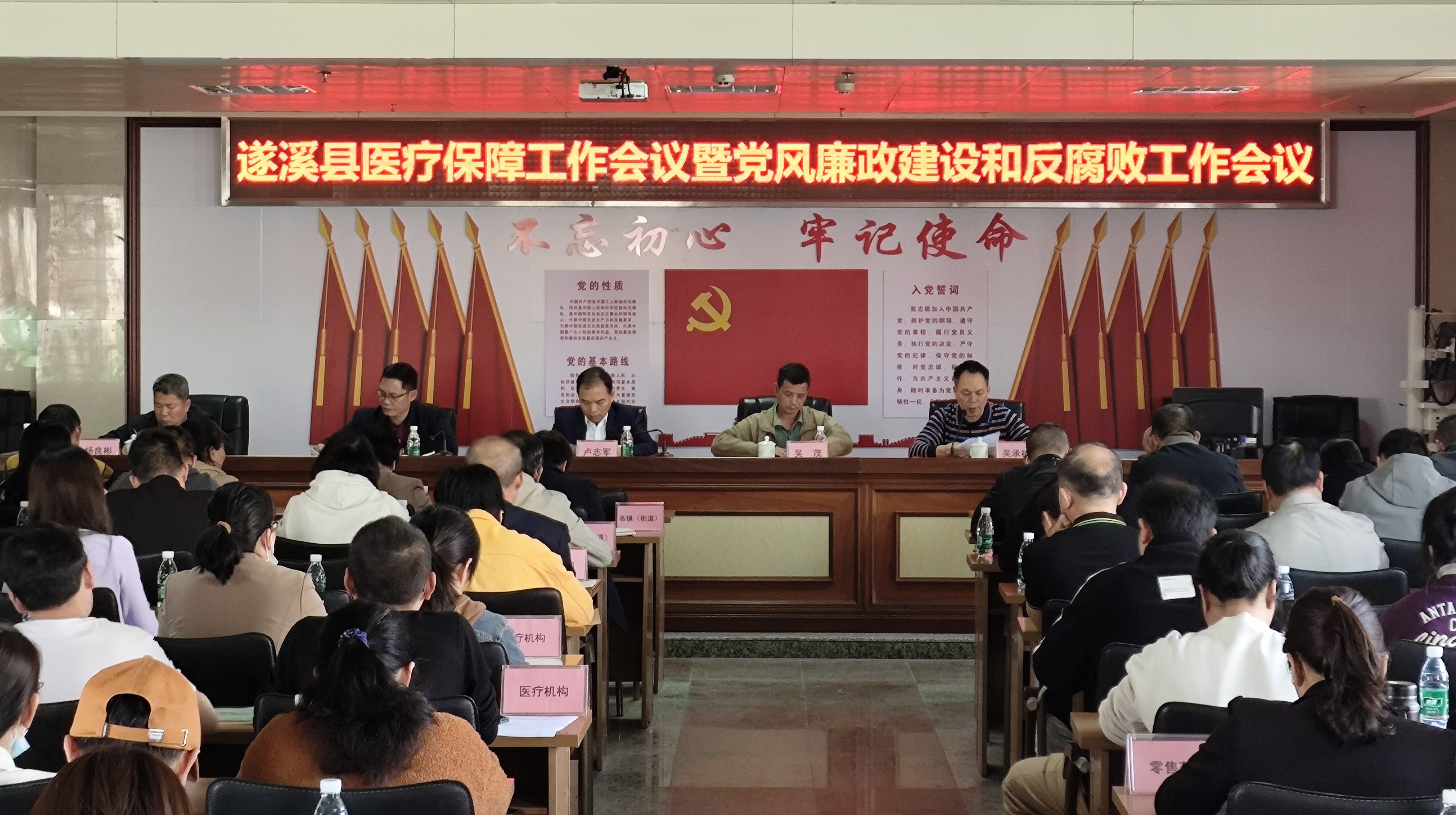 桌面.jpg
