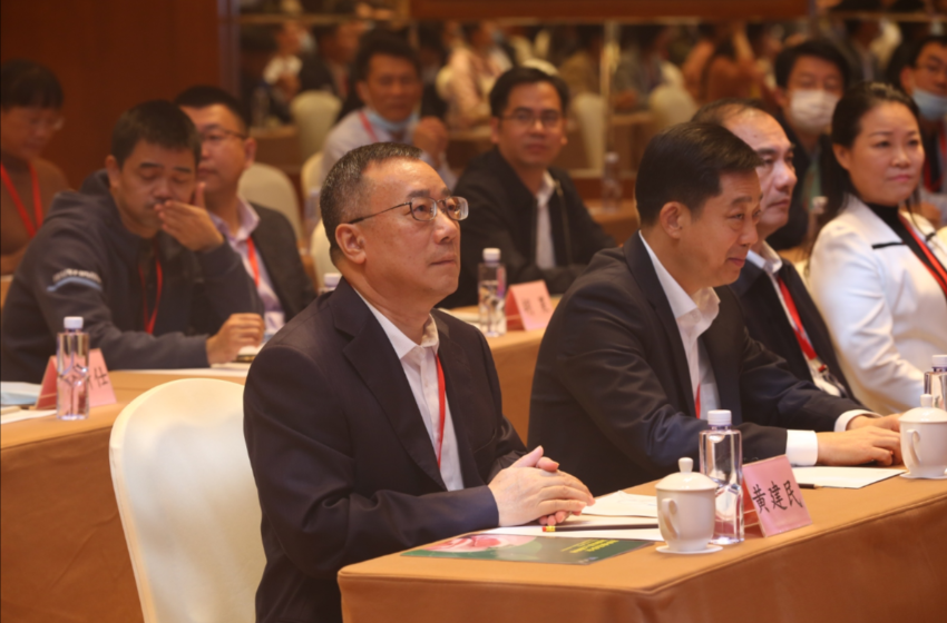 廣東省農民專業(yè)合作社推廣中心黨支部書記黃建民